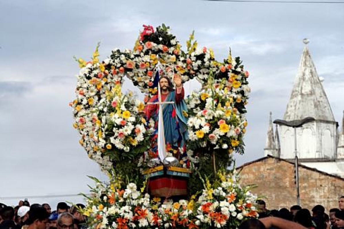 Como acontece há 200 anos, devotos celebram Bom Jesus dos  Navegantes e Senhora da Boa Viagem