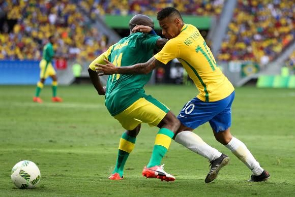 Hoje tem partida da Seleção Masculina de Futebol, que estreia nos