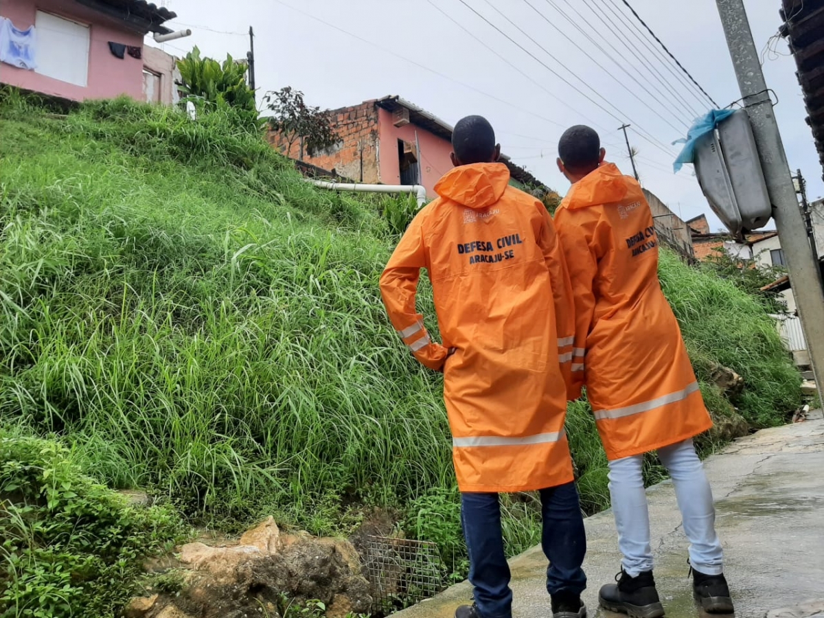 Prefeitura de Aracaju emite alerta e mobiliza equipes para monitorar ocorrência de chuva (Foto: Ascom Semdec/Aracaju)
