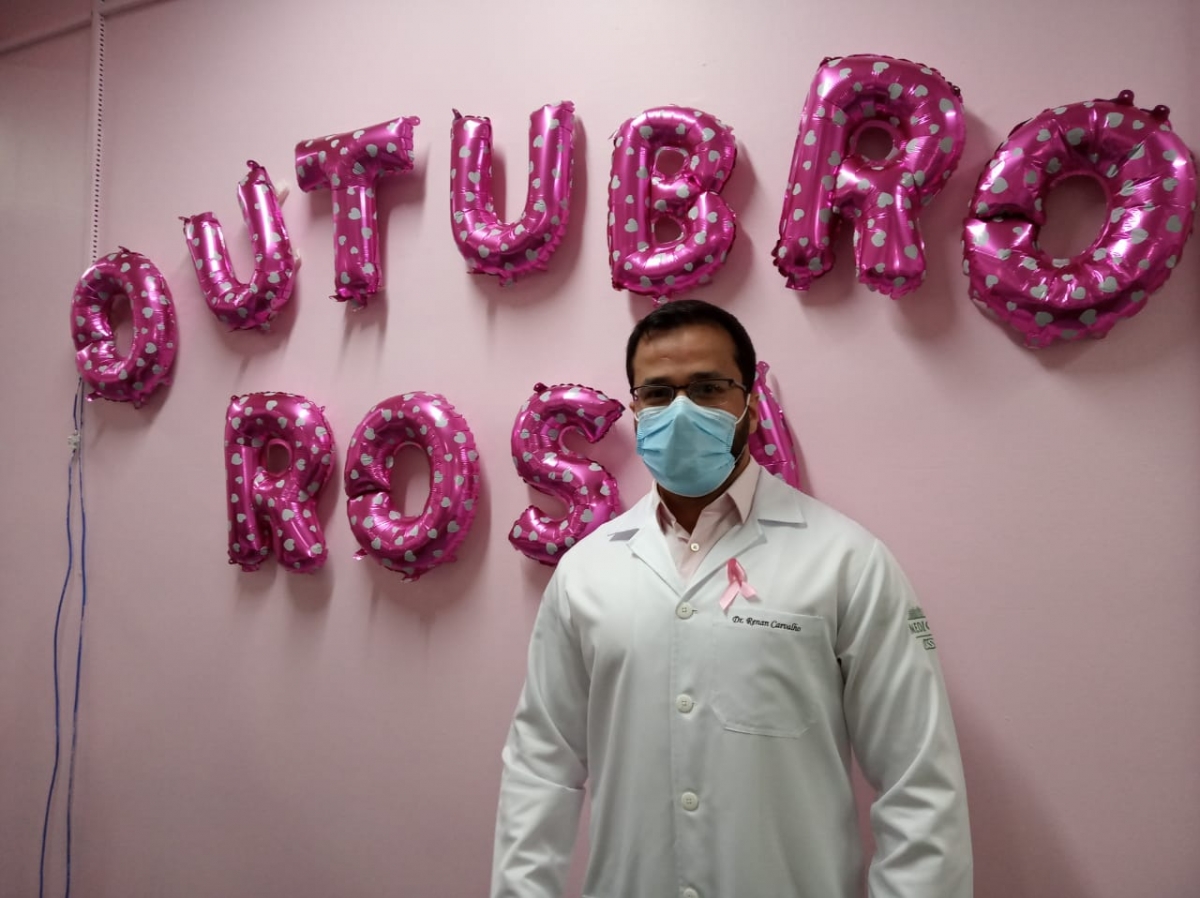 Outubro Rosa: Oncologista do Huse conscientiza mulheres sobre importância da prevenção do câncer de mama (Foto: SES/SE)