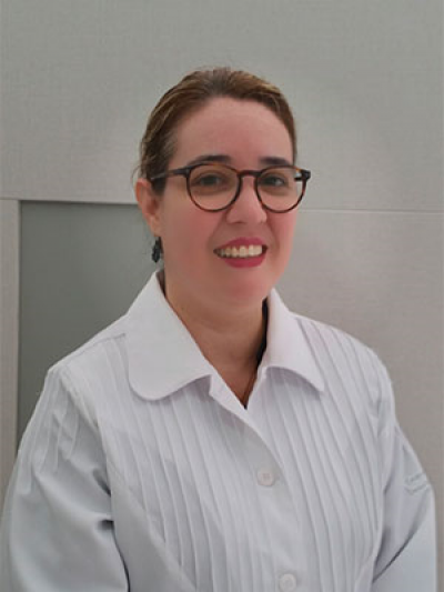 Emanuela Plech, dermatologista cooperada Unimed Sergipe (Foto: Assessoria Unimed/SE | Agô Imprensa)