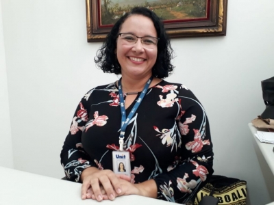 Professora doutora Adriana Karla de Lima, coordenadora de pesquisa da Unit (Foto: Assessoria de Imprensa Unit)
