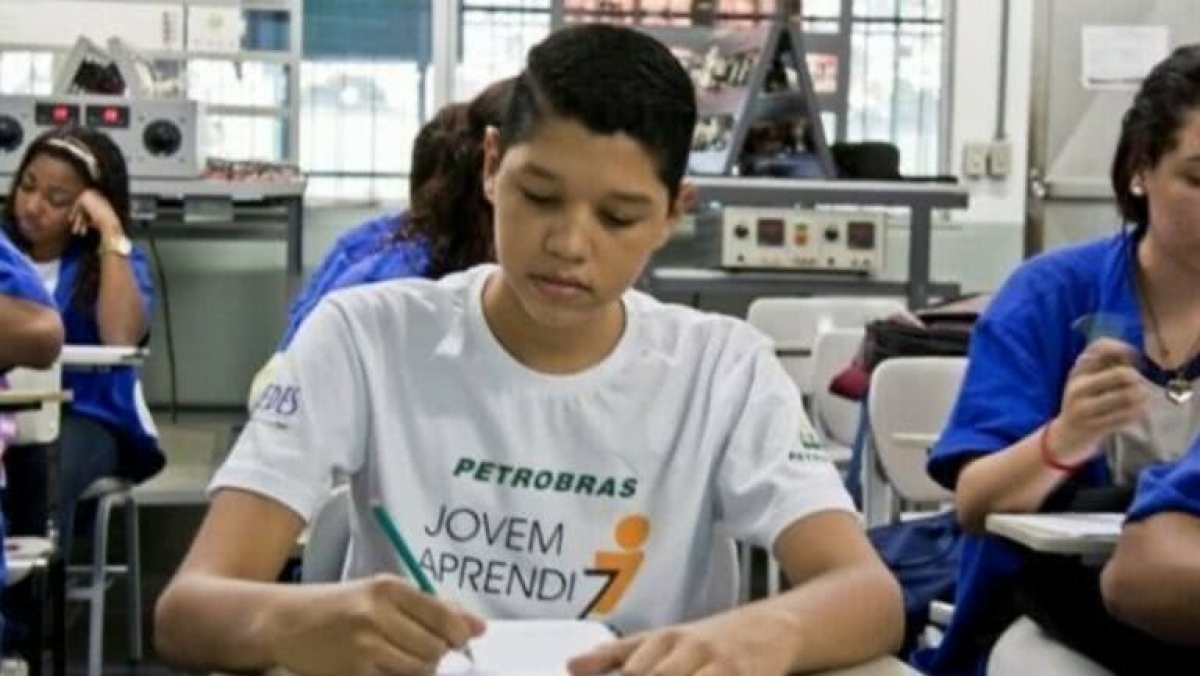 O programa da Petrobras oferece cursos profissionalizantes (Foto: Destaque Notícias)

