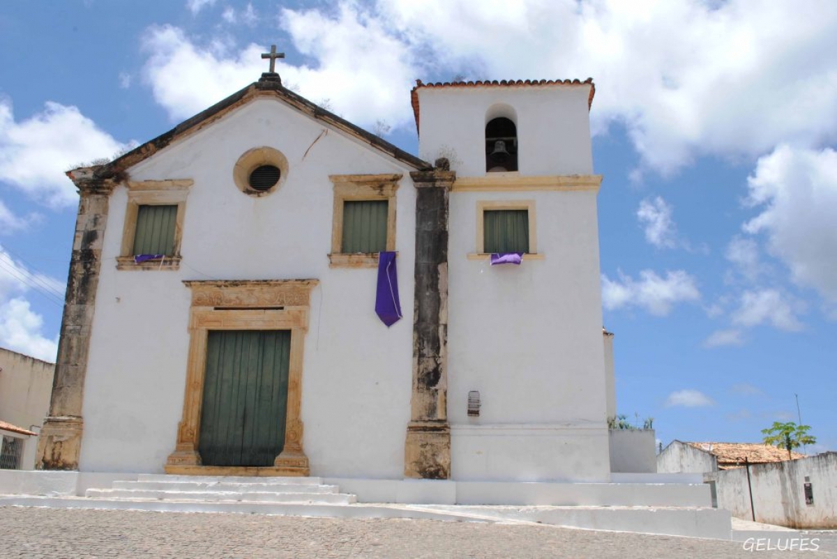 A igreja possui fachada e detalhes arquitetônicos interessantes - Foto: Secom PMSC