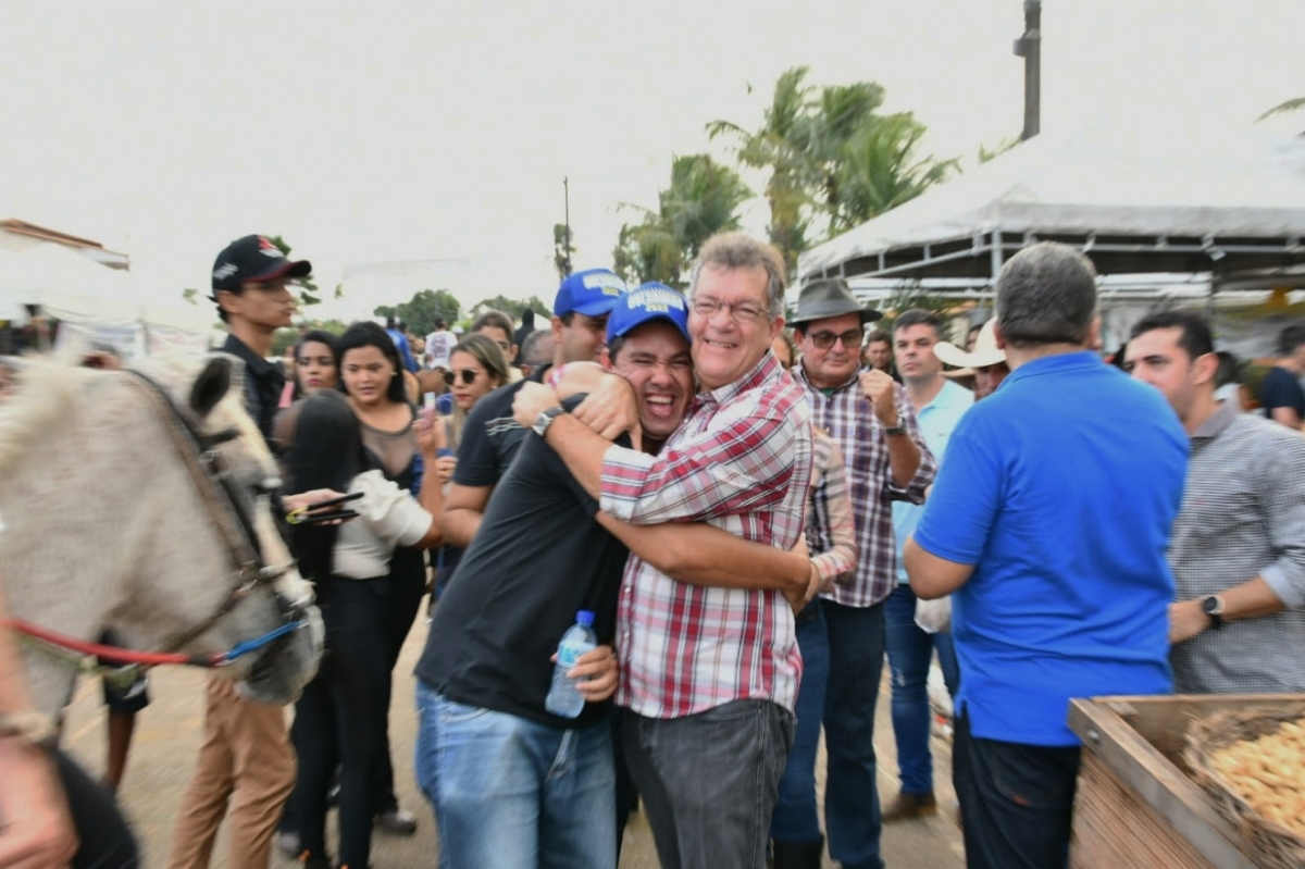 Pré-candidato ao Senado, Laércio Oliveira, acompanha festividades em Aquidabã e Itaporanga D´Ajuda - Foto: Latino