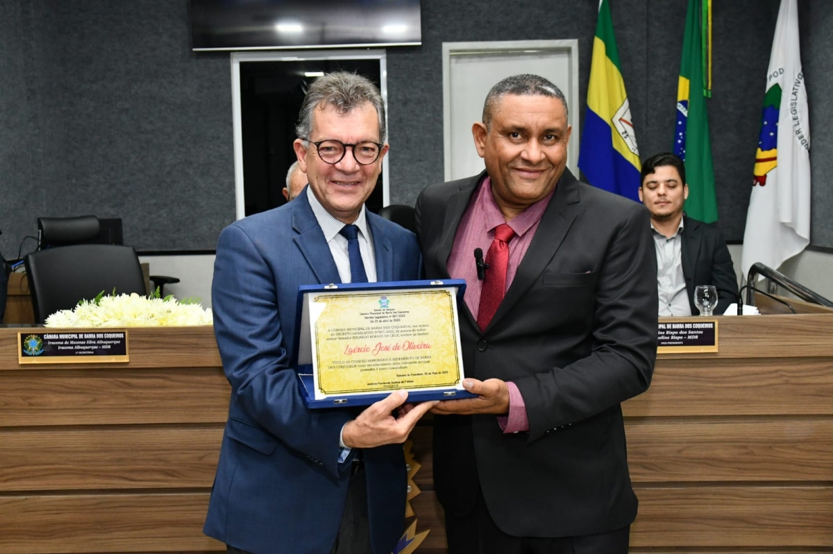 Laércio Oliveira recebe Título de Cidadão da Barra dos Coqueiros - Foto: Site Laércio Oliveira
