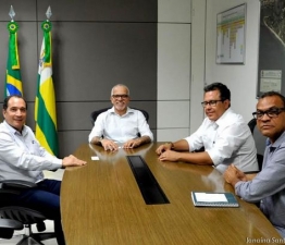Edvaldo Nogueira busca parceria com Energisa para evento natalino no